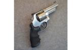 Smith & Wesson 629-6 in 44 magnum - 1 of 3