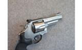 Smith & Wesson 629-6 in 44 magnum - 3 of 3