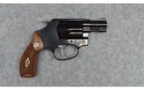 Smith & Wesson Model 36 in 38 Spl - 2 of 3