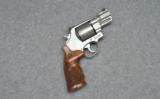 Smith & Wesson ~ 627-5 8-shot ~ 357 mag - 1 of 2