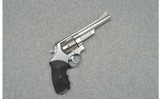 Smith & Wesson ~ 629 ~ 44 Mag - 1 of 2