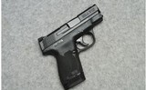 Smith & Wesson ~ M&P 40 Shield M2.0 ~ 40 S&W