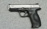 Smith & Wesson ~ M&P40 ~ .40 S&W - 2 of 2