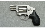 Smith & Wesson ~ 642-2 Airweight ~ .38 SPL t P - 2 of 2