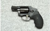 Smith & Wesson ~ 442-2 Airweight ~ .38 SPL t P - 2 of 2