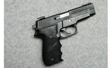 SIG Sauer ~ P226 ~ 40 S&W - 1 of 2