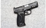 Smith & Wesson ~ M&P M2.0 Without Thumb Safety ~ 10MM - 1 of 2