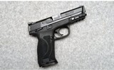 Smith & Wesson ~ M&P40 M2.0 With Thumb Safety ~ .40 S&W - 1 of 2