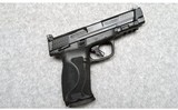 Smith and Wesson ~ M&P10 M2.0 Optics-Ready with Thumb Safety ~ 10MM - 1 of 2