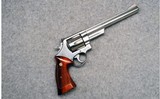 Smith & Wesson ~ 629-1 ~ .44 Mag - 1 of 2