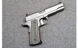 Dan Wesson ~ Valor ~ 45ACP - 1 of 2