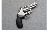 Smith & Wesson ~ 69 ~ .44 Magnum - 1 of 2