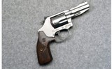 Smith & Wesson ~ 60-15 ~ .357 Magnum - 1 of 2