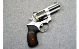 Ruger ~ GP100 Wiley Clapp Stainless ~ .357 Magnum - 1 of 2