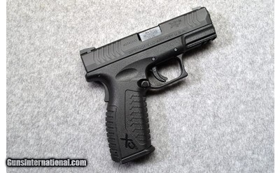 Springfield Armory ~ XDM 40 ~ .40 S&W