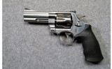 Smith and Wesson ~ Model 610-3 Stainless ~ 10mm - 2 of 2