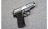 SIG Sauer ~ P229 ~ .40 S&W - 1 of 2