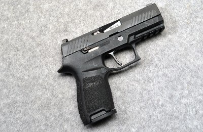 SIG Sauer ~ P320 ~ 9MM