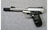 Smith & Wesson ~ SW22 Victory ~ .22 LR - 1 of 1