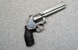 Smith and Wesson ~ 686-6 Stainless ~ .357 Mag - 1 of 2