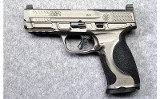 Smith & Wesson ~ M&P9 M2.0 METAL ~ 9mm - 2 of 2
