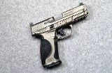 Smith & Wesson ~ M&P9 M2.0 METAL ~ 9mm - 1 of 2