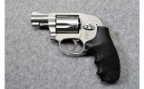 Smith & Wesson ~ 638-3 Stainless ~ .38 SPL+P - 2 of 2