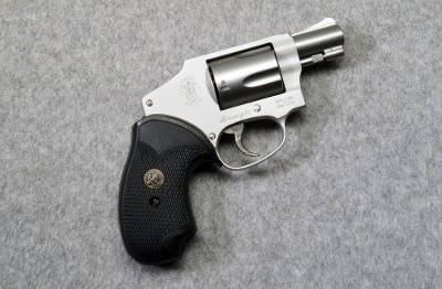 Smith & Wesson ~ 642-1 ~ .38 SPL+P