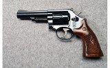 Smith & Wesson ~ 19-9 Combat Magnum ~ .357 Magnum - 2 of 2