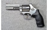 Smith & Wesson ~ 686-6 Stainless ~ .357 Magnum - 2 of 2