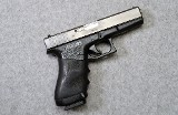 Glock ~ 22 ~ .40 S&W - 1 of 2