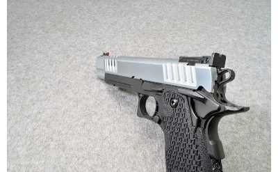 STI International ~ Staccato XL "Tuxedo Chrome" ~ .9mm - Image 5 of 8