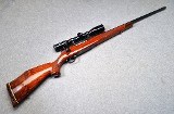 Weatherby ~ Mark V ~ .257 WBY MAG - 1 of 12