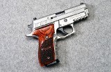SIG Sauer ~ P229 Elite Stainless ~ .40 S&W - 1 of 2