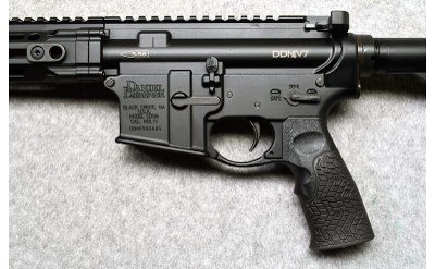 Daniel Defense ~ DDM4 V7 ~ 5.56 NATO - Image 7 of 10