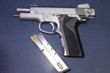 Smith & Wesson - 3 of 4