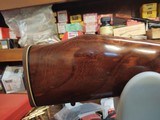 Weatherby Mark V Varmintmaster 22-250 - 7 of 13