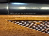 Weatherby Mark V 224 Varmintmaster - 5 of 15