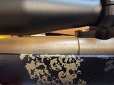 Weatherby 6.5-300 Mark V Carbonmark - 2 of 4