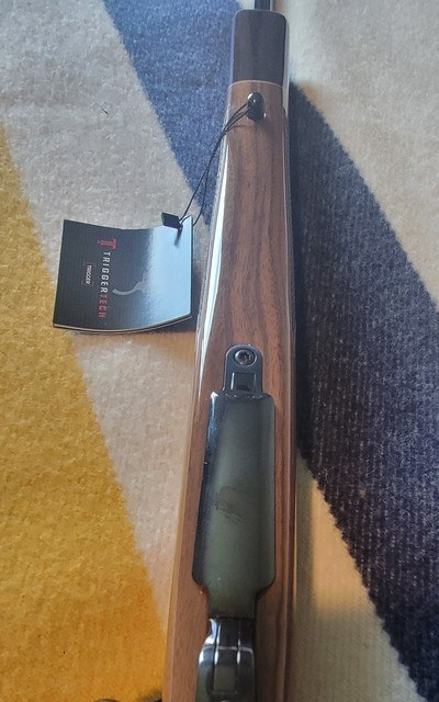 NIB Weatherby Mark V Deluxe Varmintmaster 224 Weatherby Magnum - Image 8 of 8