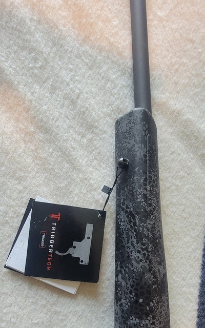 Weatherby Mark V Hunter 240 Weatherby NIB - Image 9 of 11