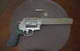 Smith & Wesson 500 mag 8 3/8"SS 98%+ w/Case NICE - 2 of 8