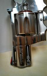 COLT PYTHON 2 1/2 SS 100% NIB IVORY GRIPS - 4 of 15