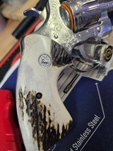COLT PYTHON GENUINE ELK STAG TARGET GRIPS - Image 10 of 13
