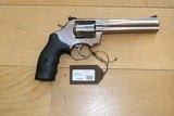 New Smith & Wesson 686 357mag - 1 of 2