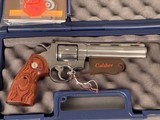 The Colt Python Elite .357 - 2 of 8