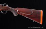 Holland & Holland Magazine Rifle .375 Magnum – TAKEDOWN, DOCUMENTED, MAUSER ACTION, 99% - 3 of 25