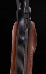 Colt Woodsman Match Target – 3rd SERIES, 96%, 1973 WALNUT GRIPS, vintage firearms inc - 11 of 15