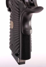 Wilson Combat 9mm – SENTINEL LIGHTWEIGHT, AS NEW, 2013, vintage firearms inc - 8 of 11