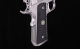Wilson Combat .45 ACP - 1911 PROFESSIONAL, STAINLESS STEEL, AS NEW! - 7 of 18